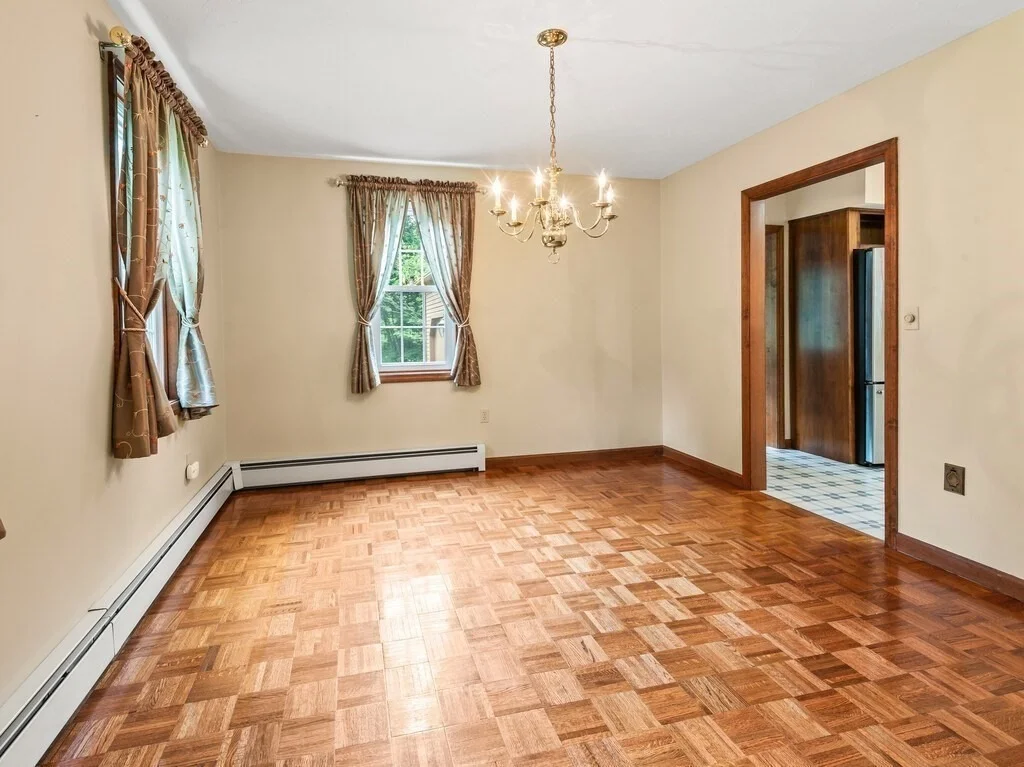 Photo of 22 Oak Cir