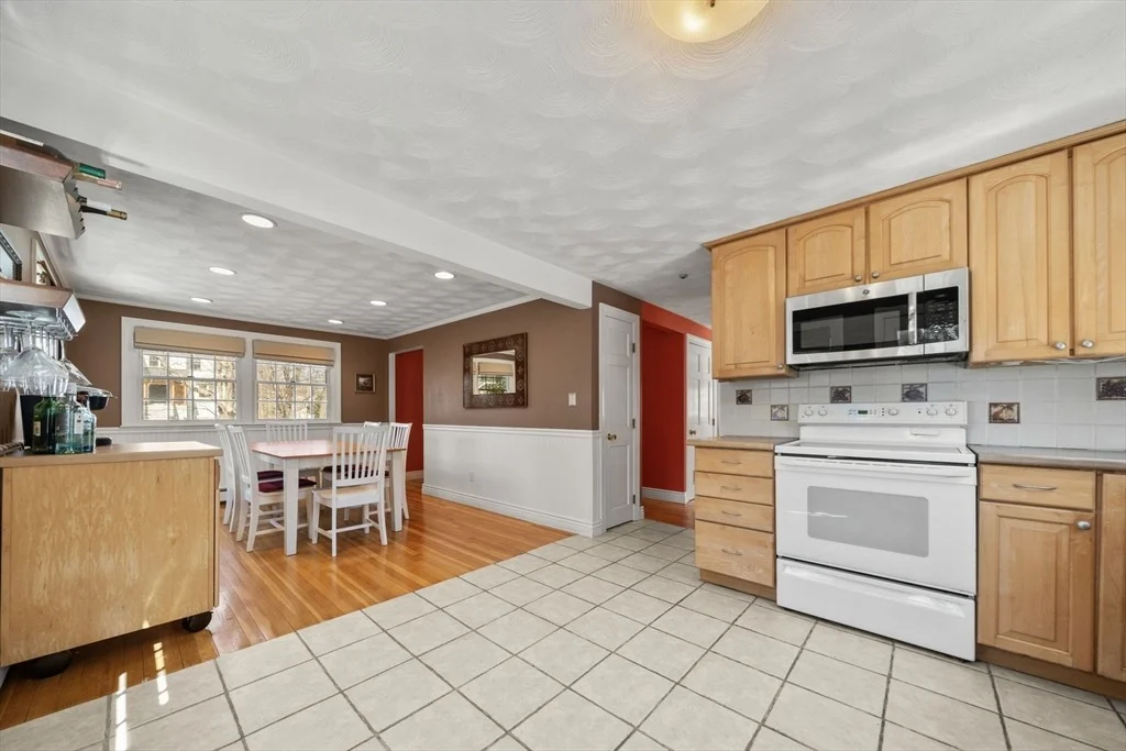 Photo of 10 Hearthstone Dr
