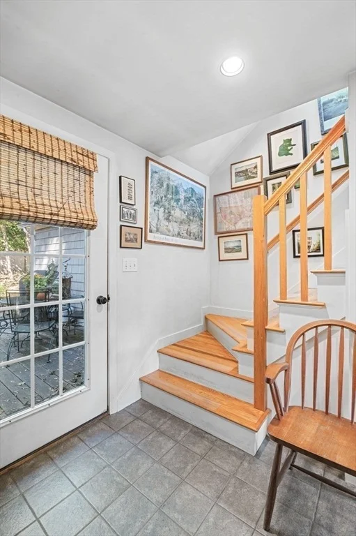 Photo of 35 Cogswell Ave