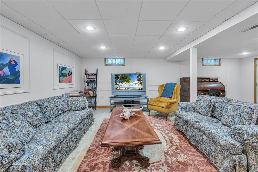 Photo of 143 Charlton Rd