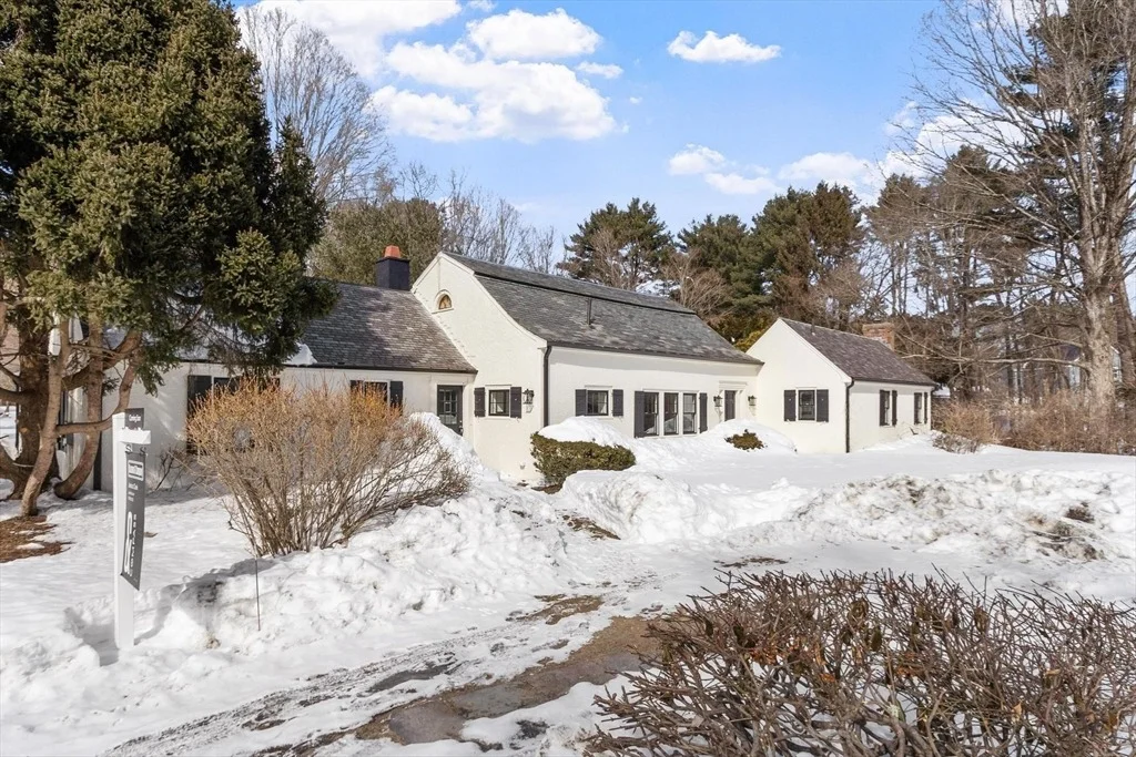 Photo of 401 Belknap Rd