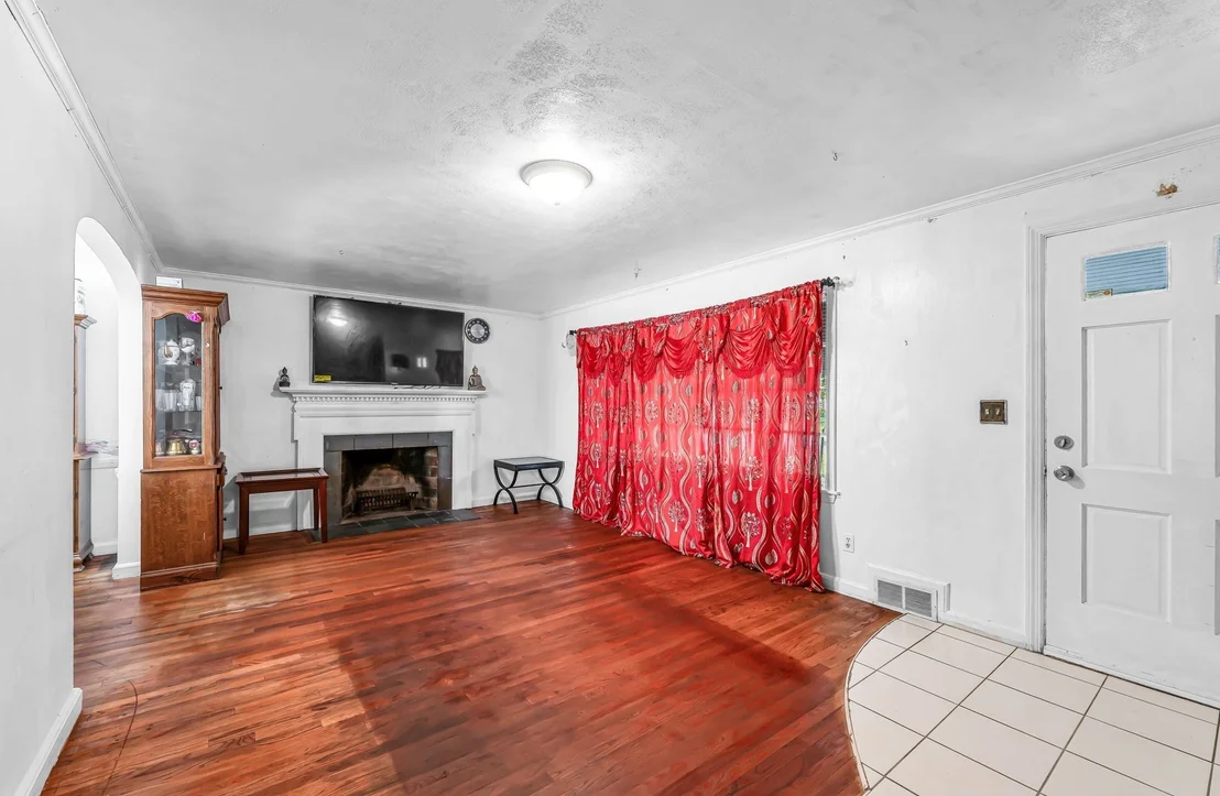 Photo of 135 Emerson St