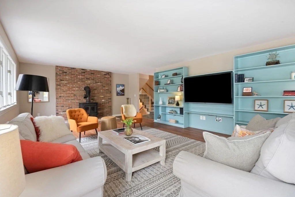Photo of 8 Marbee Rd