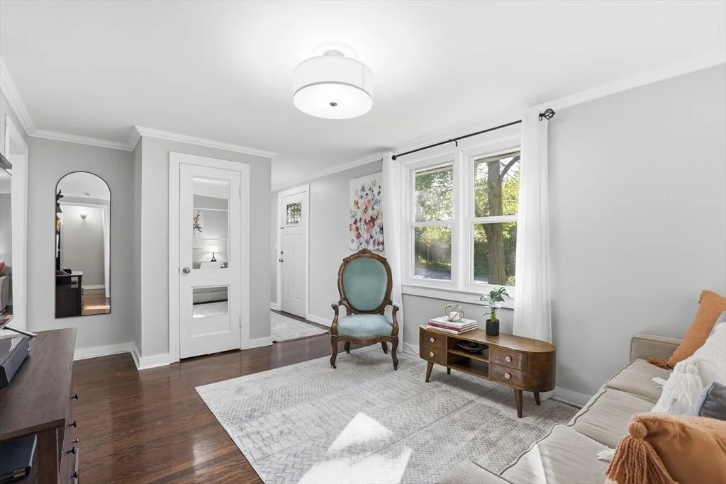Photo of 111 Pleasant Street