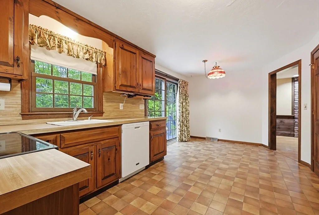 Photo of 12 Irene Cir