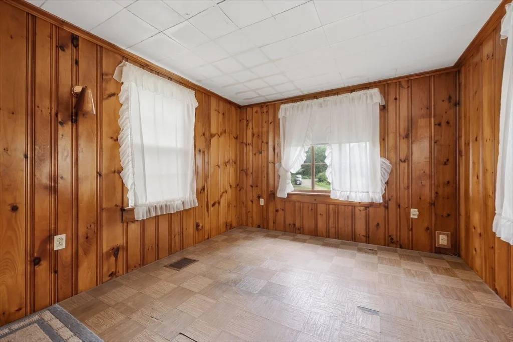Photo of 5 Meadowbrook Road