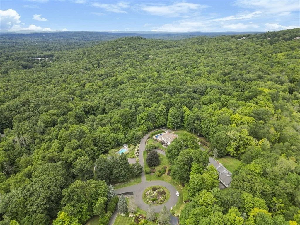 Photo of 4 Hilltop Park