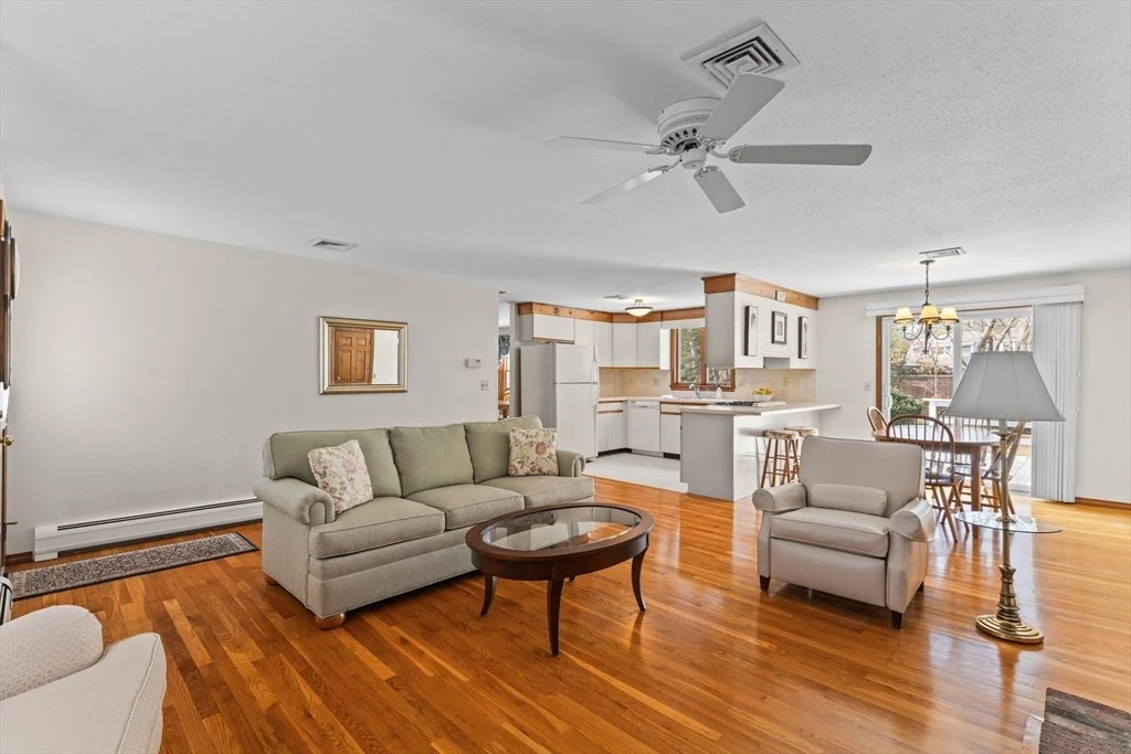 Photo of 363 Prince Hinckley Rd