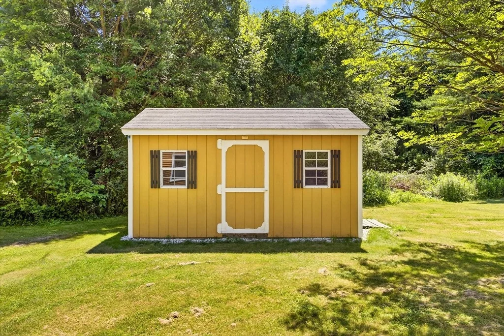 Photo of 32 Sarah Ln