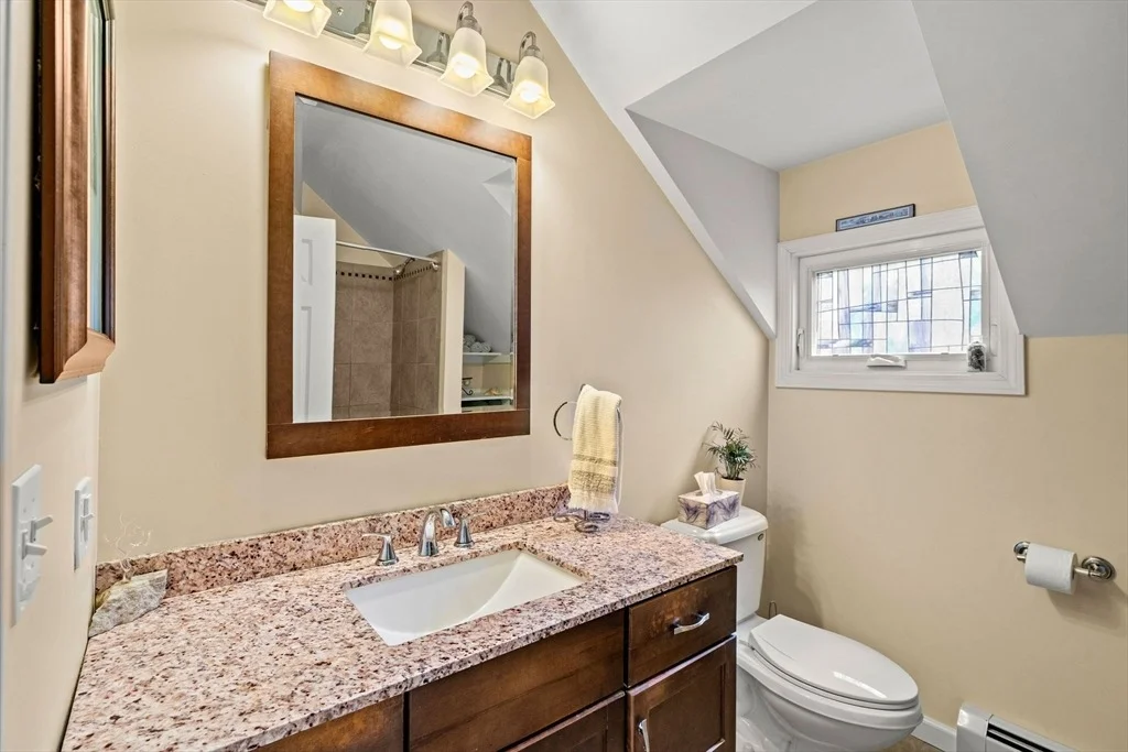 Photo of 15 Beacon St