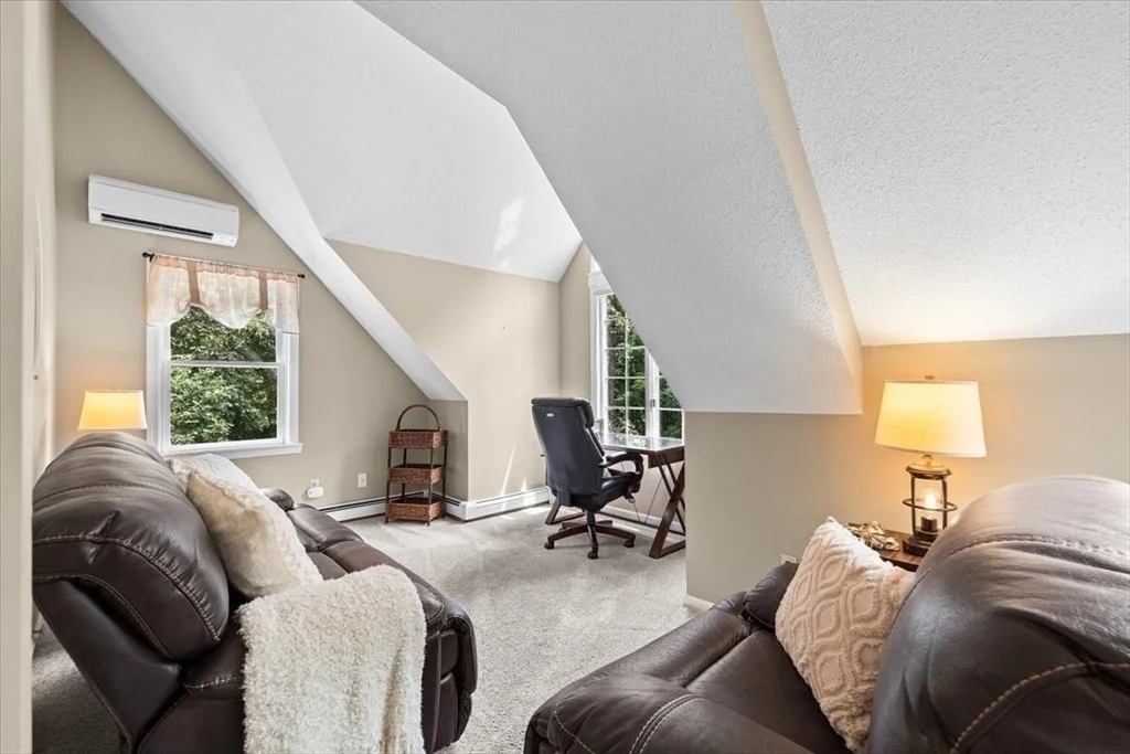 Photo of 4 Selah Cir