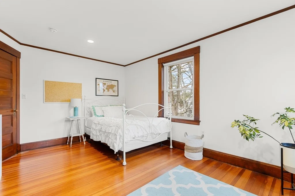 Photo of 25 Bradford St