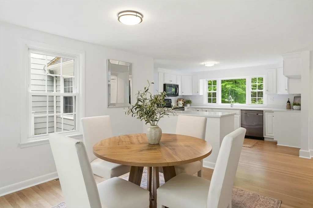 Photo of 147 Forest St