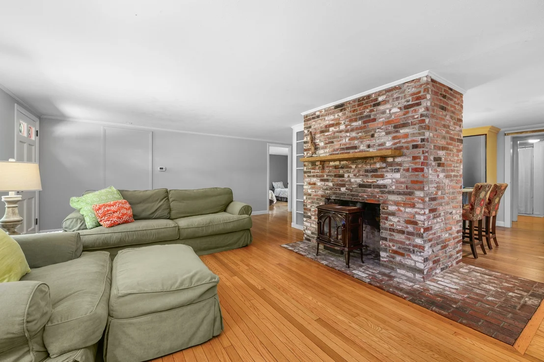 Photo of 62 Hillside Dr