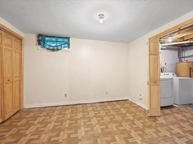 Photo of 3 Holmes St