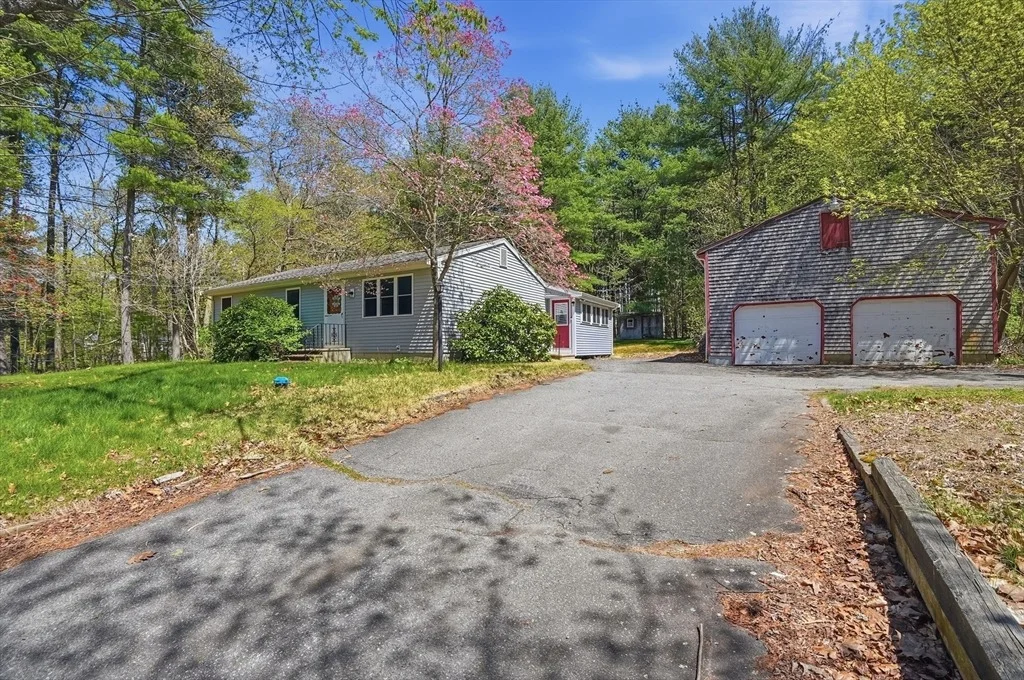 Photo of 6 Bayview Avenue