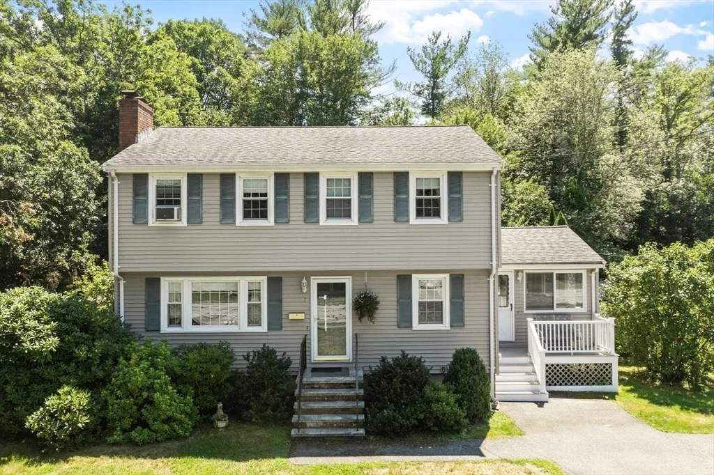 Photo of 7 Susan Dr