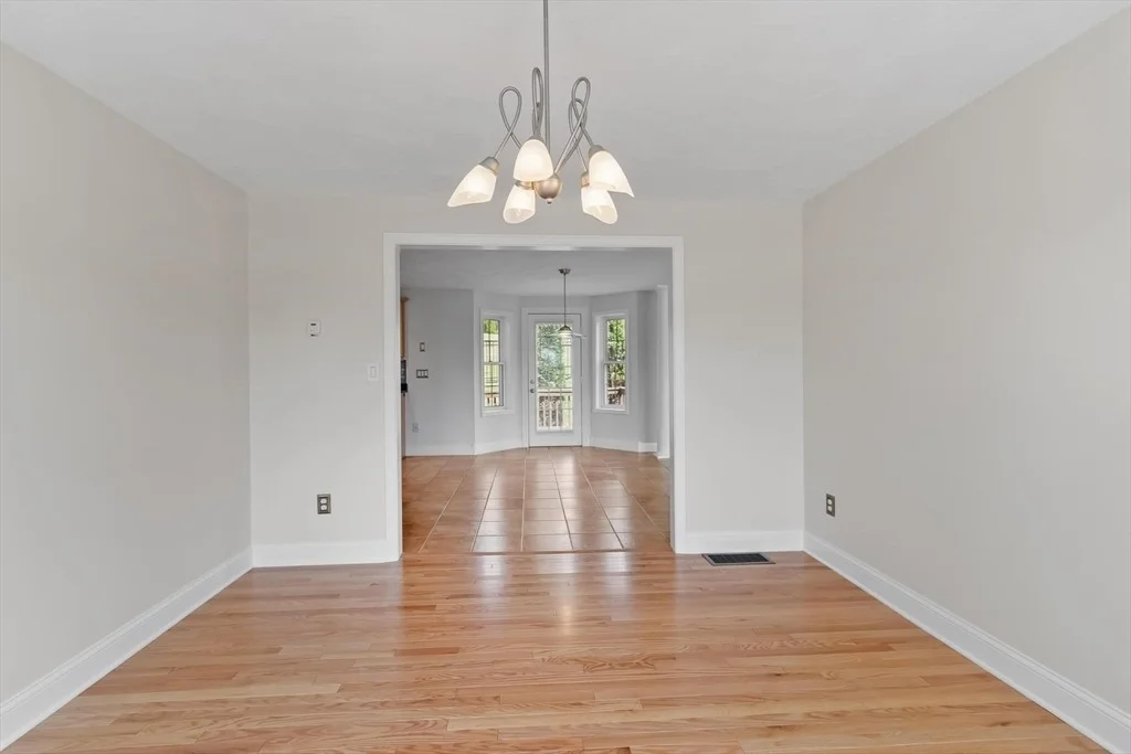 Photo of 7 Cameron Way