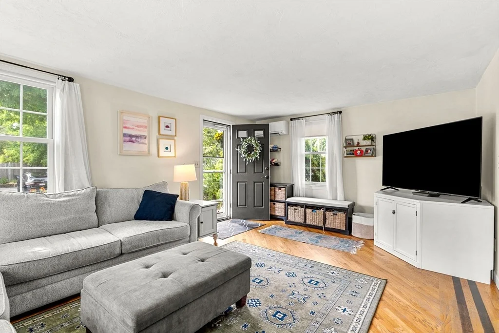 Photo of 33 Putnam St