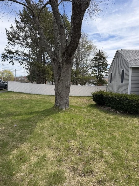 Photo of 2 Sachem Road