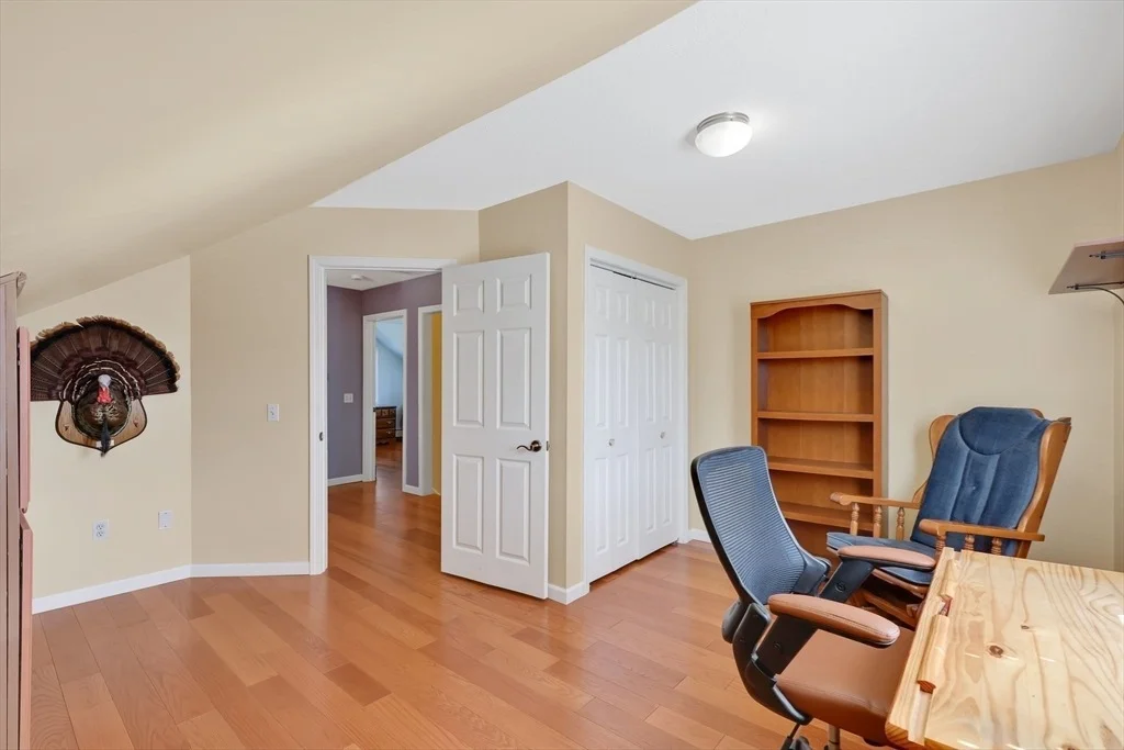 Photo of 19 Simmons Brook Dr