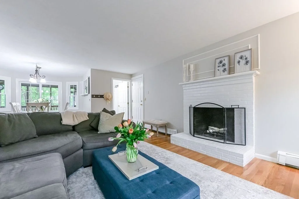 Photo of 15 Emerson Cir