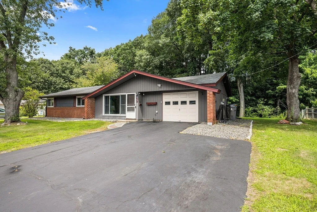 Photo of 59 Eaton Rd