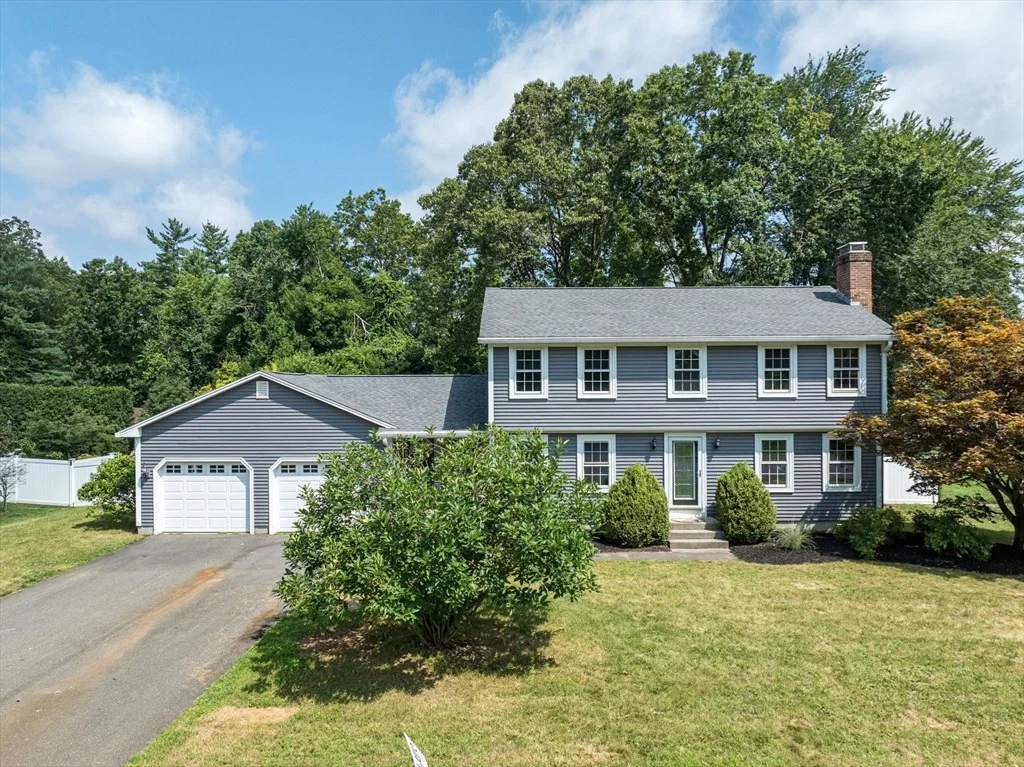 Photo of 13 Golden Dr