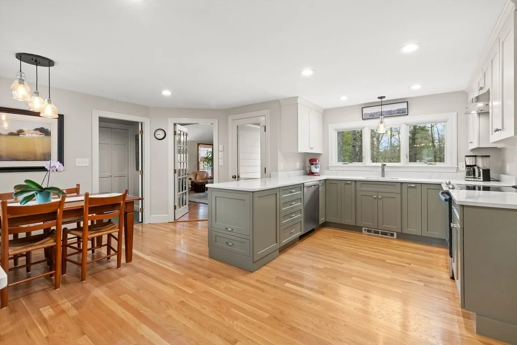 Photo of 27 Colrain Rd