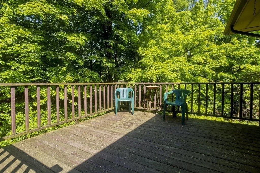 Photo of 6 Pine Wood Dr