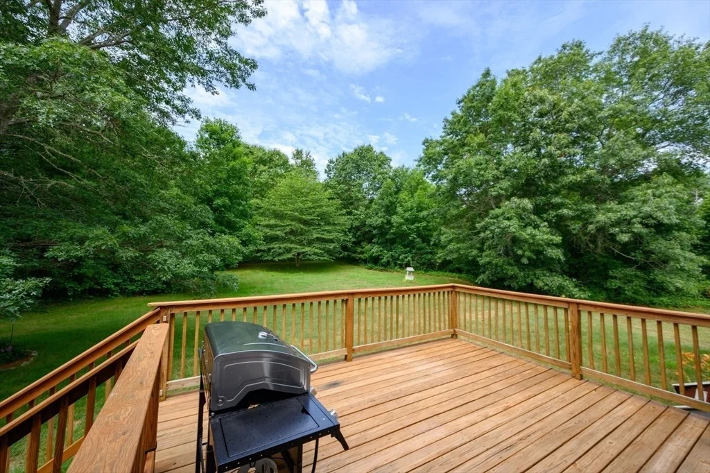 Photo of 91 Brookside Dr