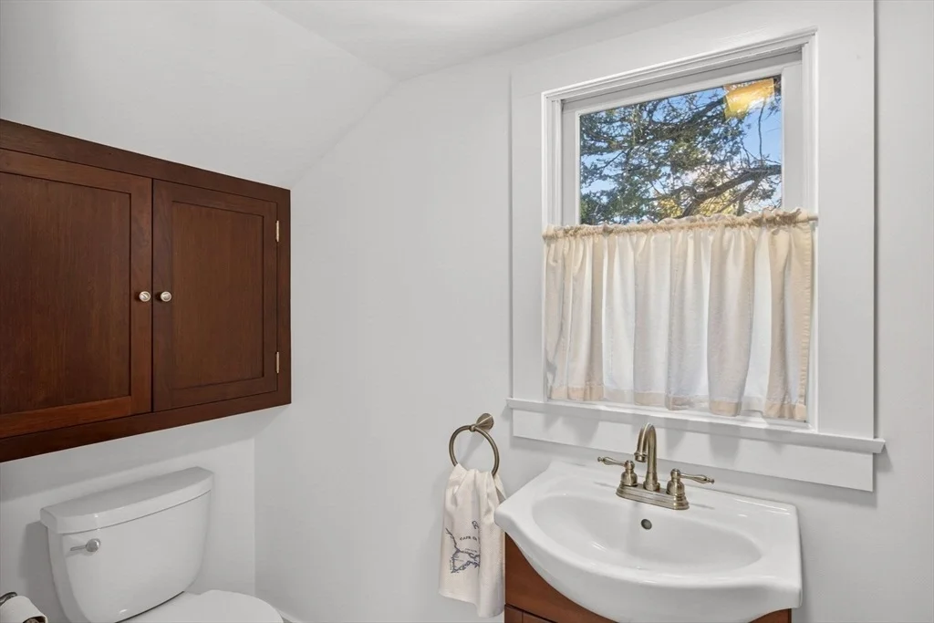 Photo of 250 Mary Chase Rd