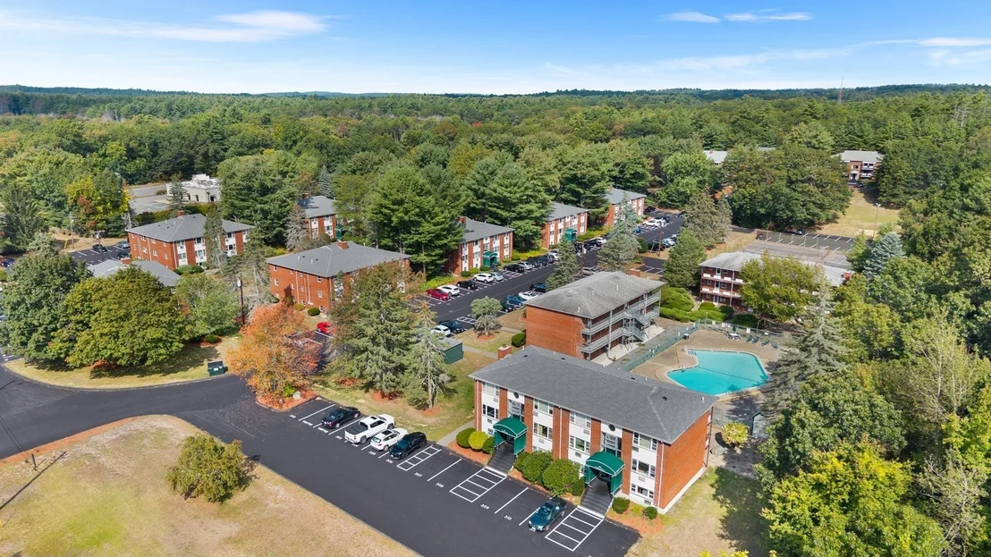 Photo of Unit 4 at E2 Colonial Dr