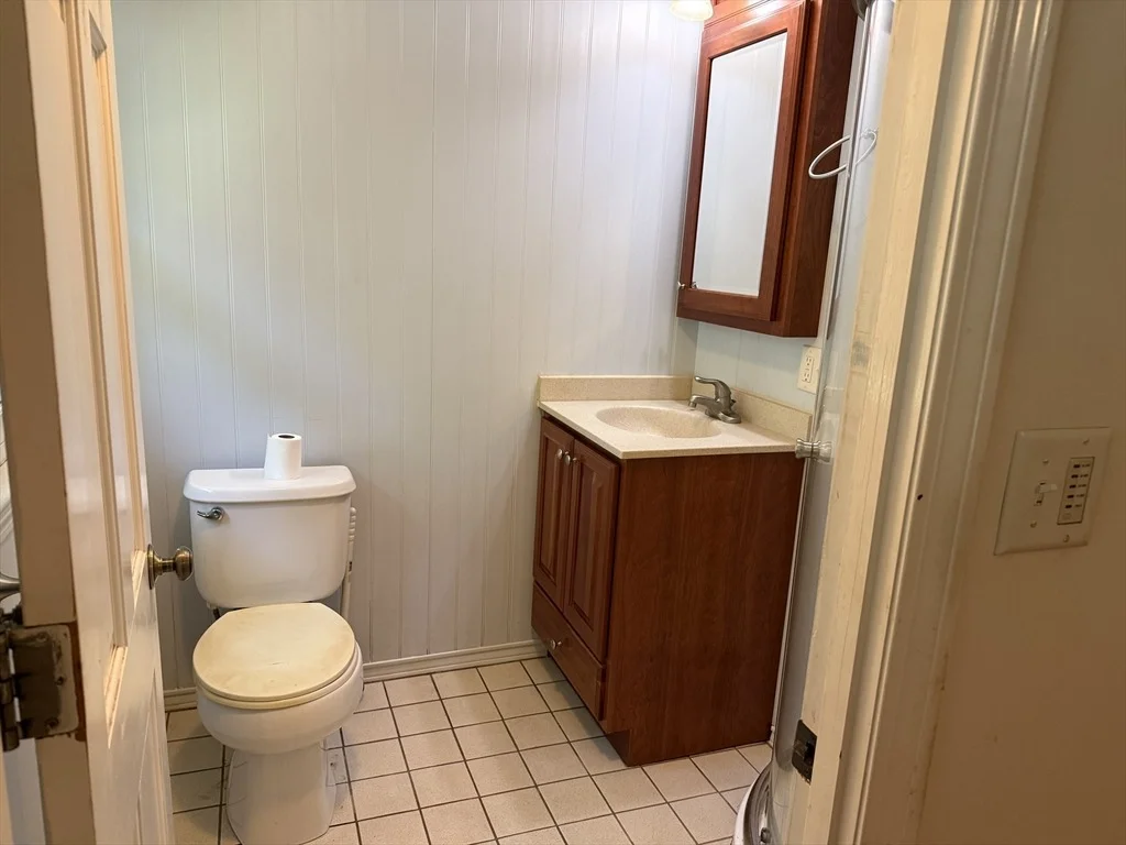 Photo of 17 Pondview Rd