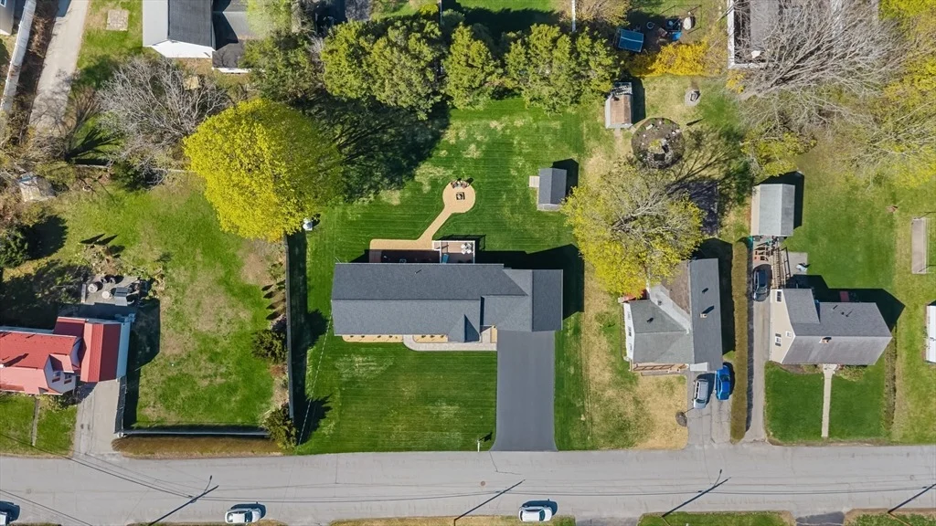Photo of 17 Brodeur Ave