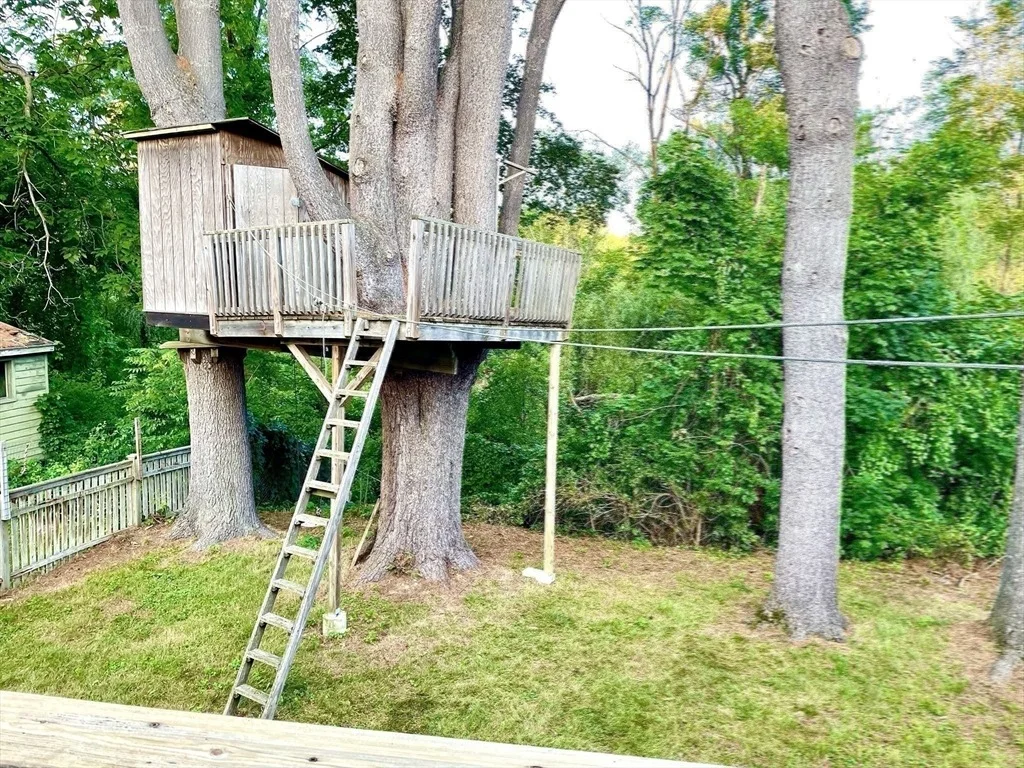 Photo of 30 Landy Ave