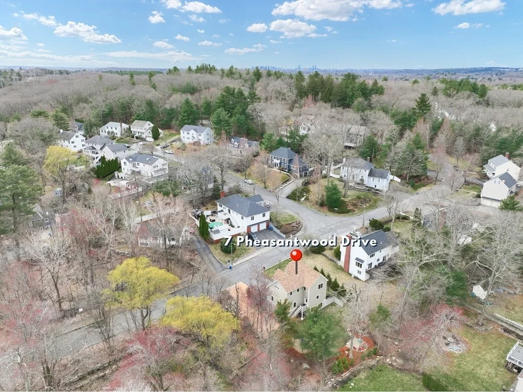 Photo of 7 Pheasantwood Dr