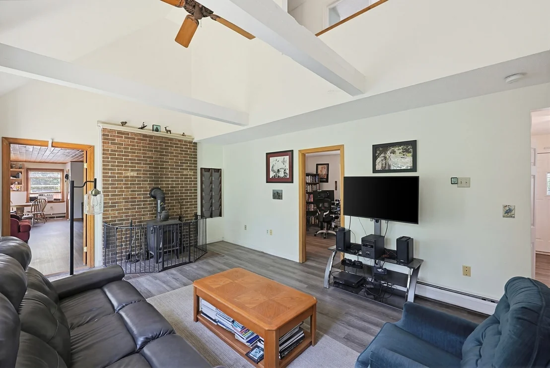 Photo of 14 Terra Ln