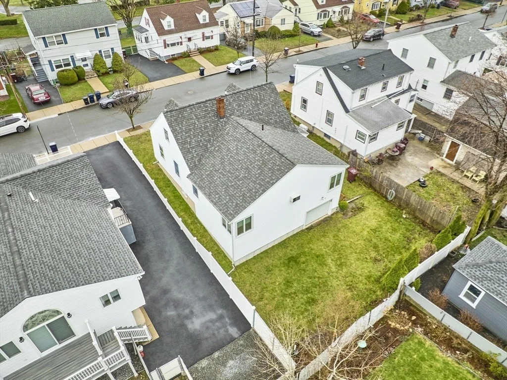 Photo of 32 Abbott Ave