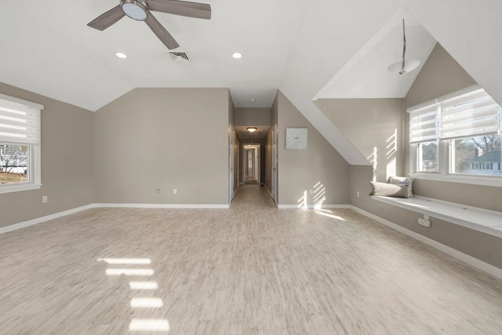 Photo of 35 Nelson Dr