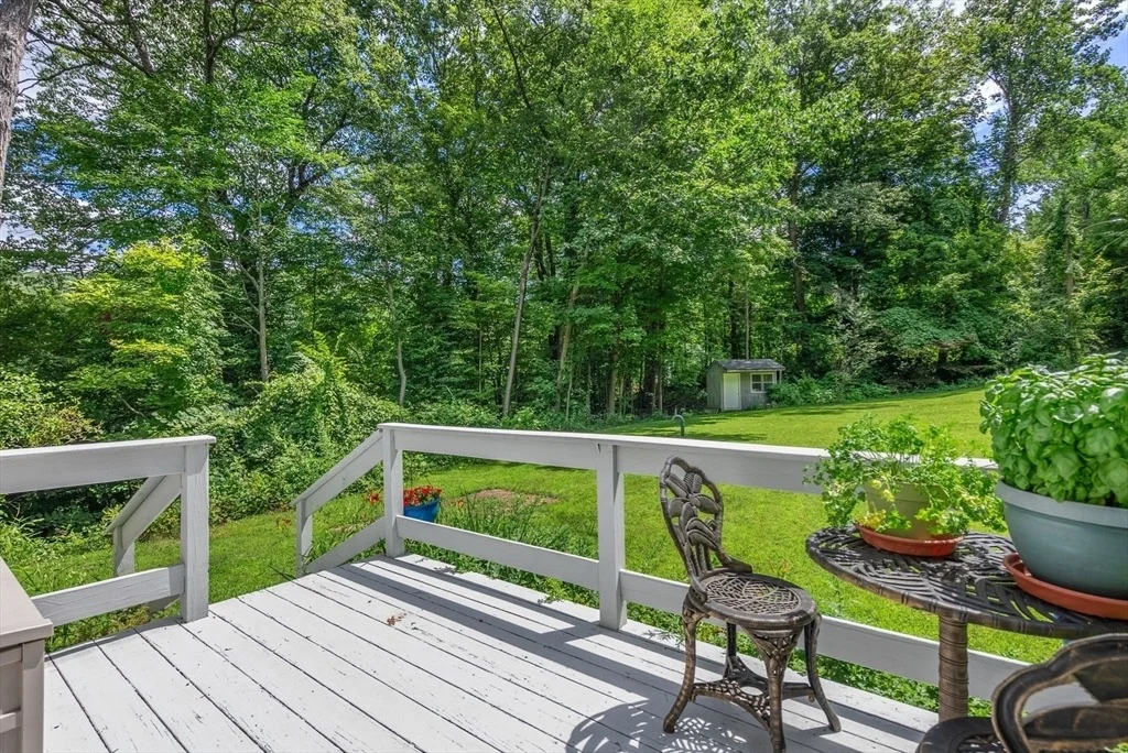 Photo of 75 Laurel Rd