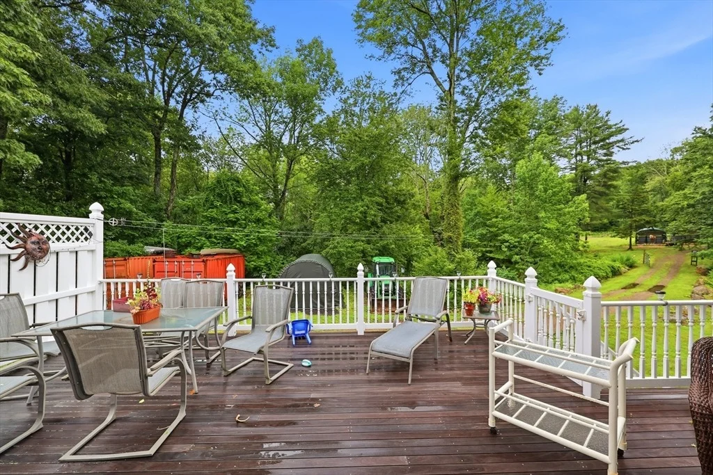 Photo of 10 Lyman Barnes Rd