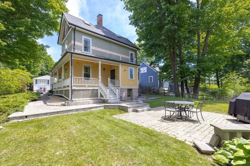 Photo of 9 Spring Hill Road