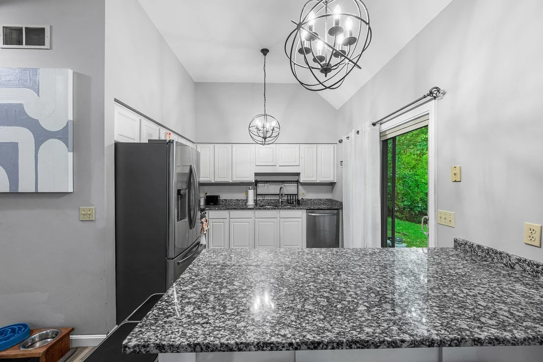 Photo of 96 Beechwood Dr