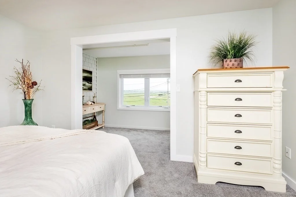 Photo of Unit 407 at 449 Ocean Boulevard