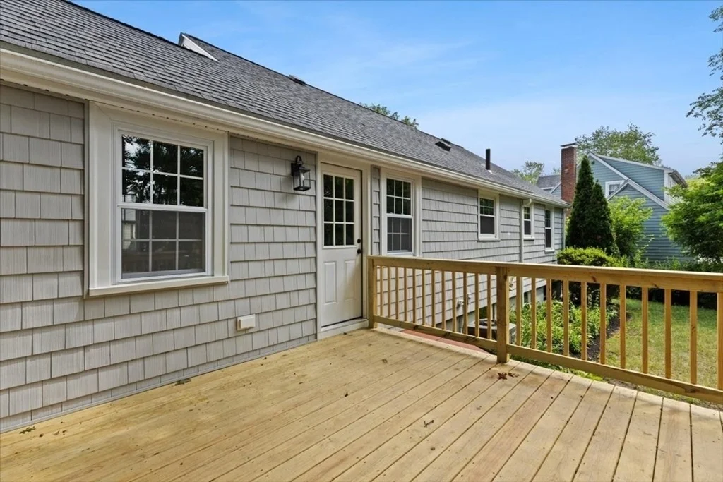 Photo of 15 Intervale Rd