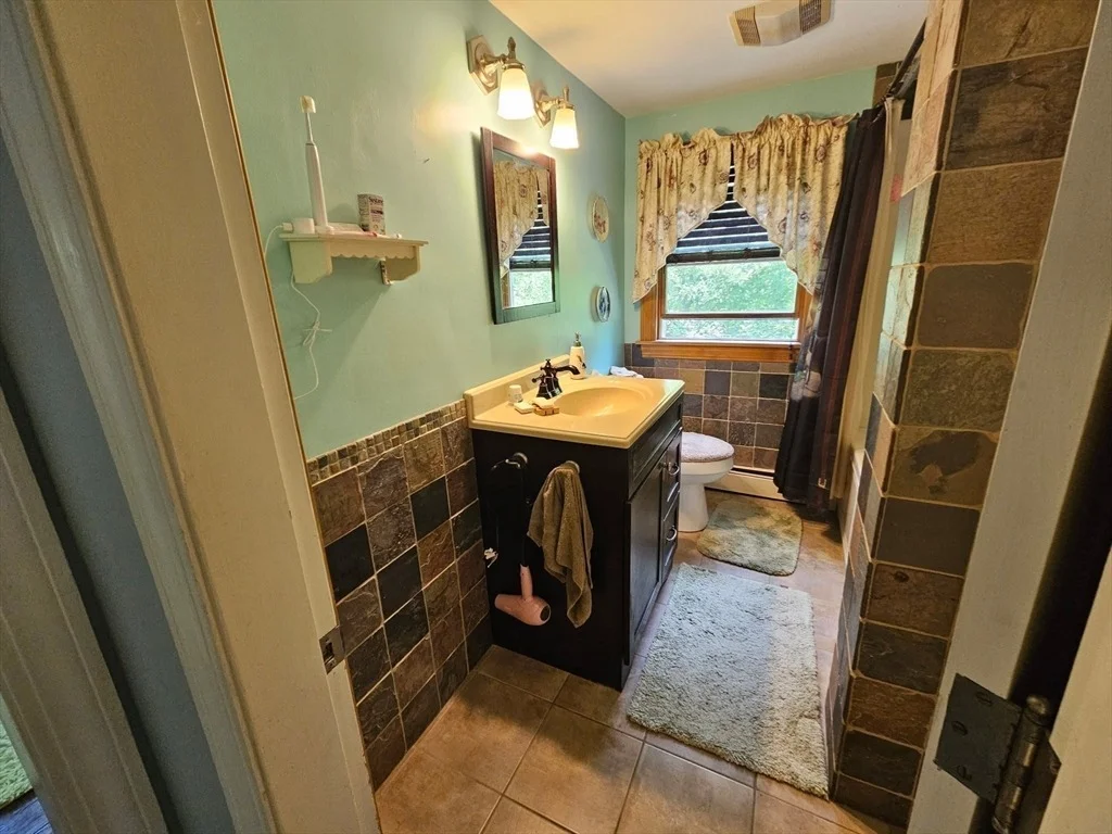 Photo of 1042 Turkey St