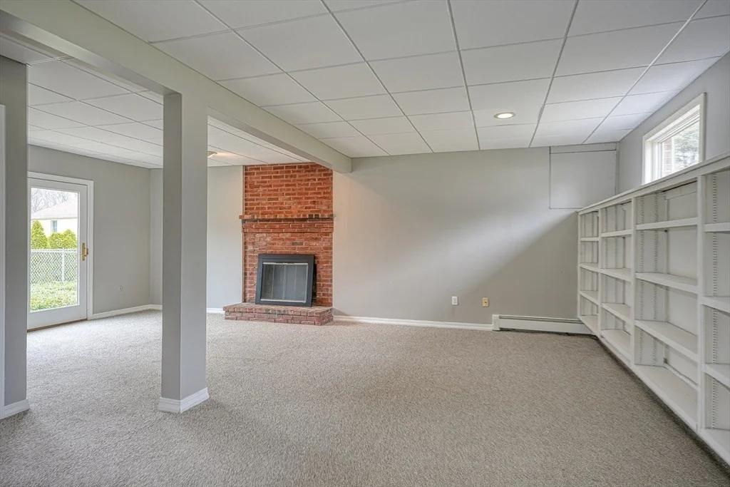 Photo of 1 Maureen Dr