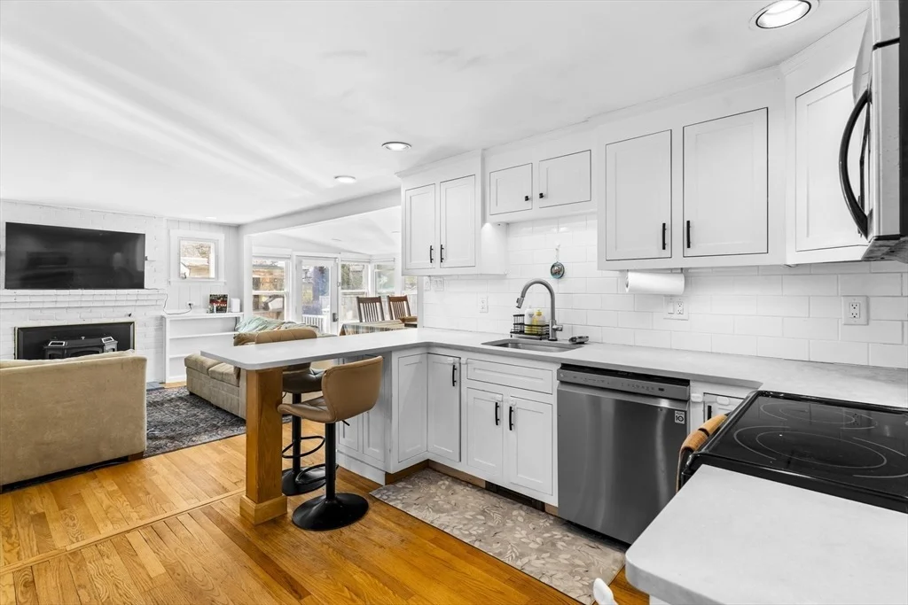 Photo of 10 Beach Rd