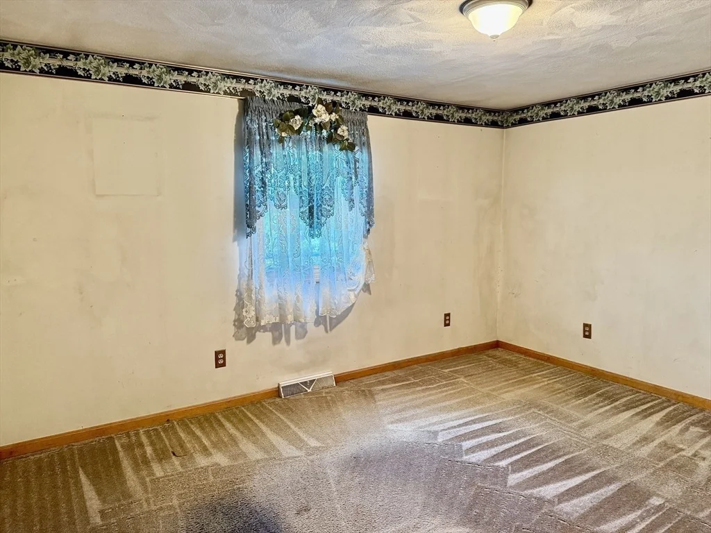 Photo of 90 Augustus St